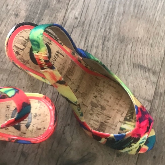 GUESS Peep-Toe Sling- Back Muti Colored Heels - Picture 10 of 14